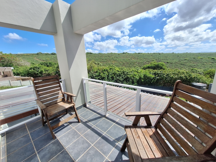 2 Bedroom Property for Sale in Wavecrest Eastern Cape